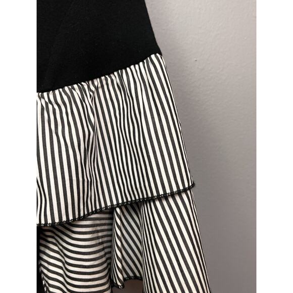 Neiman Marcus Top Womens Small Scoop Neck Black White Ruffle Blouse Boho - Picture 6 of 7